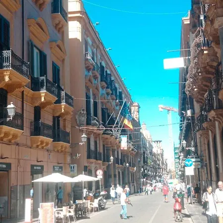 Bohemien Near Quattro Canti Appartement *